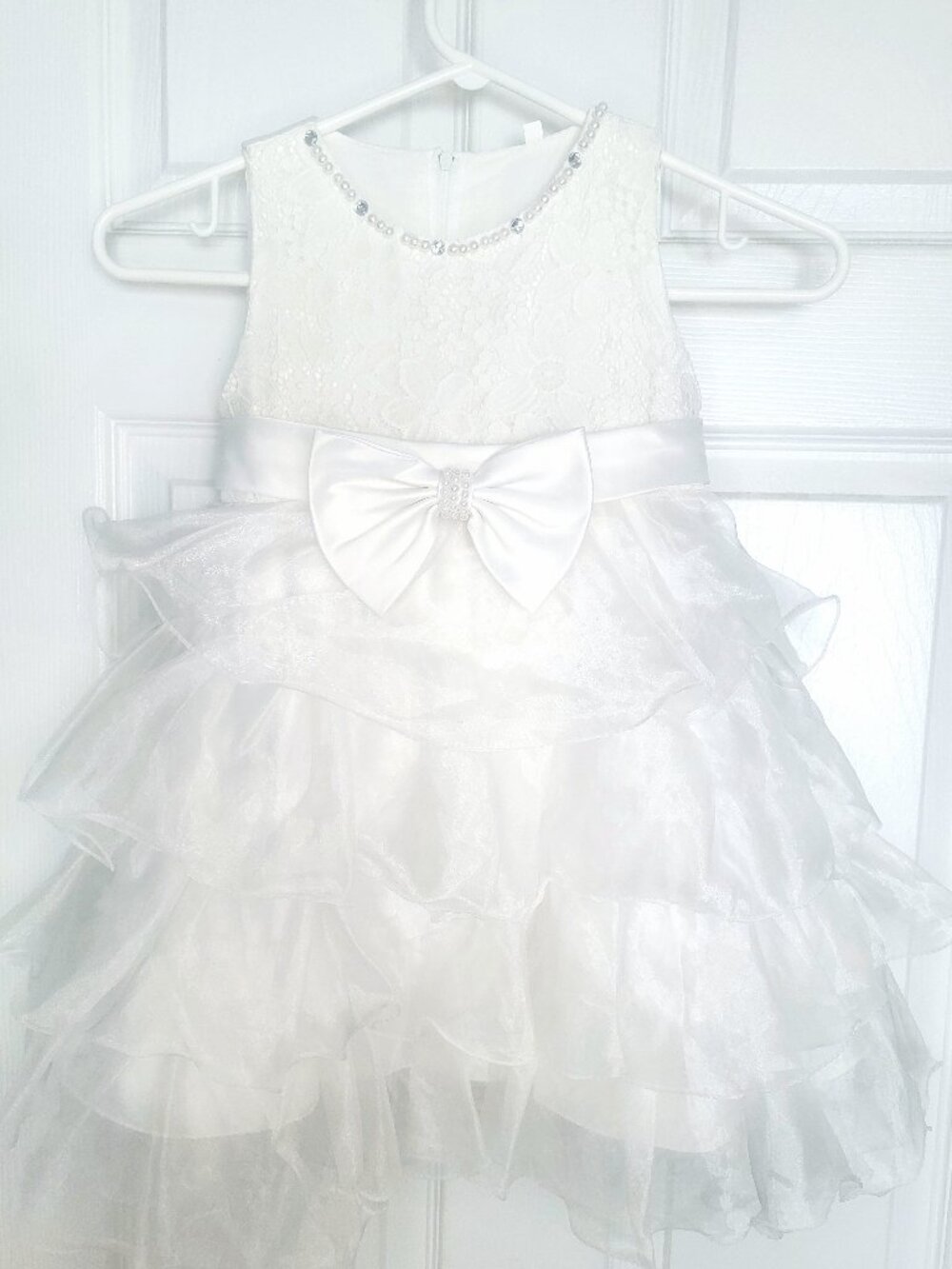 ⚡BOGO⚡White Cascading Ruffle Layer Dress Size 24M